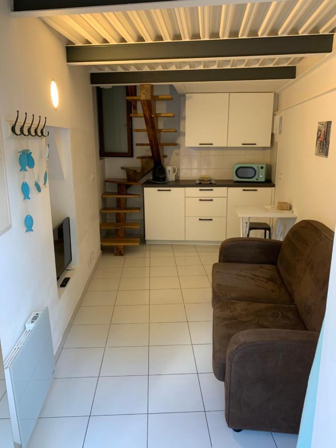 Tinyhouse Lägenhet La Roquette-sur-Siagne Exteriör bild