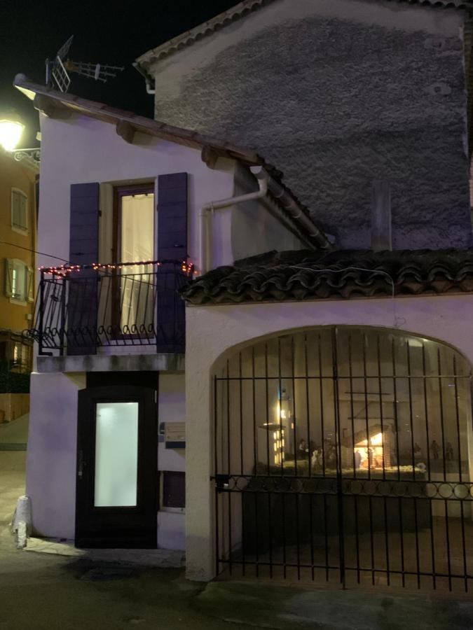 Tinyhouse Lägenhet La Roquette-sur-Siagne Exteriör bild